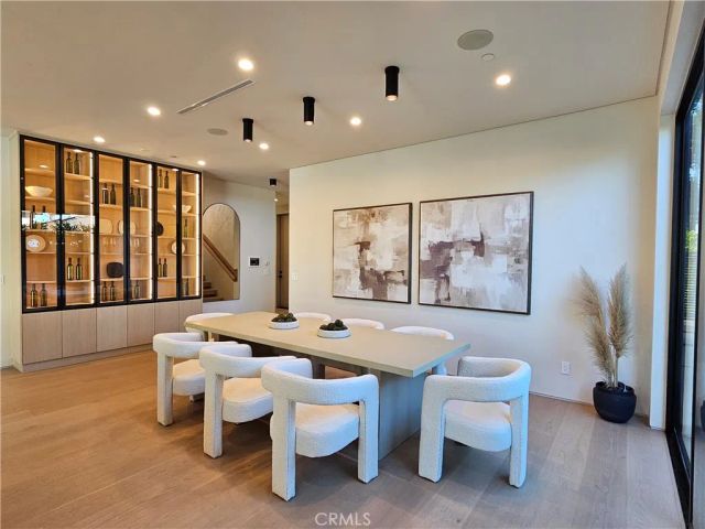 16728 Morrison Street, Encino, CA 91436