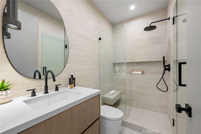 16728 Morrison Street, Encino, CA 91436