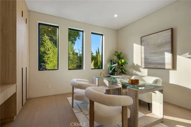 16728 Morrison Street, Encino, CA 91436