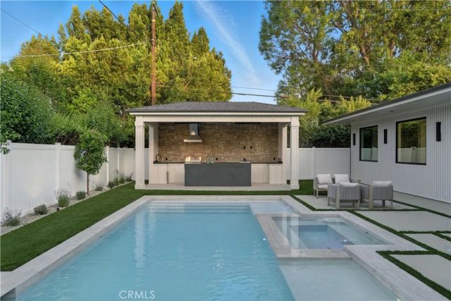 16728 Morrison Street, Encino, CA 91436