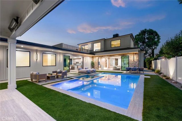 16728 Morrison Street, Encino, CA 91436