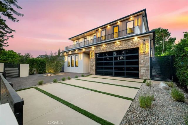 16728 Morrison Street, Encino, CA 91436