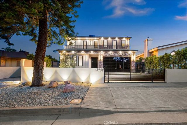 16728 Morrison Street, Encino, CA 91436