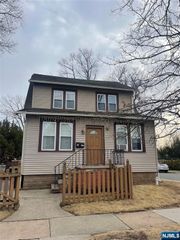 132 Merritt Avenue 2, Bergenfield, NJ 07621