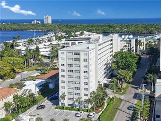 2555 NE 11th Street 804, Fort Lauderdale, FL 33304