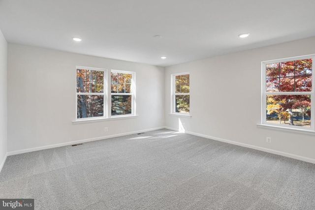 2804 WHITE TAIL DR, Locust Grove, VA 22508