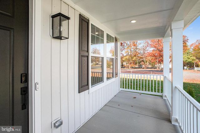 2804 WHITE TAIL DR, Locust Grove, VA 22508