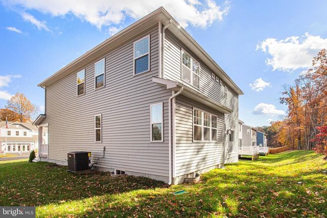 2804 WHITE TAIL DR, Locust Grove, VA 22508