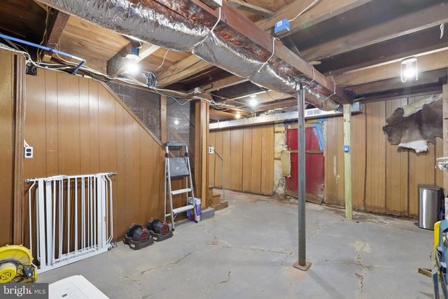 355 MAIN ST, Red Hill, PA 18076