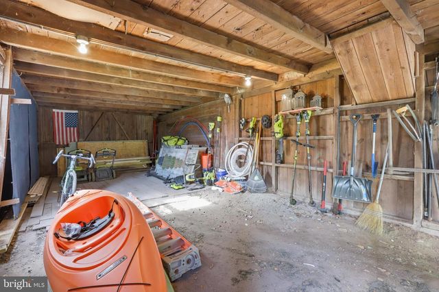 355 MAIN ST, Red Hill, PA 18076