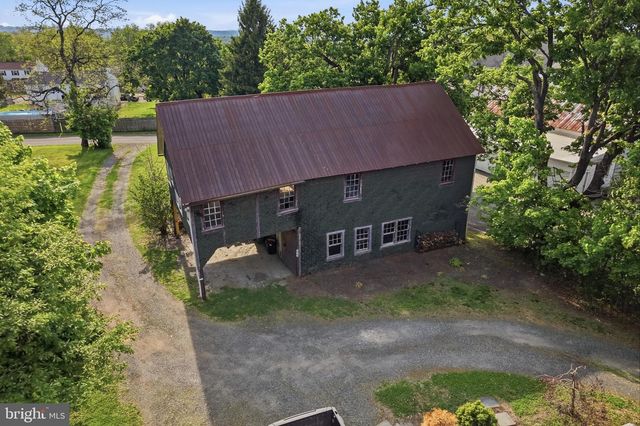 355 MAIN ST, Red Hill, PA 18076