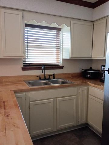 609 S 4th Avenue, Chatsworth, GA 30705