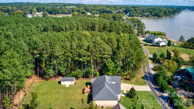 626 Kenway Loop, Mooresville, NC 28117