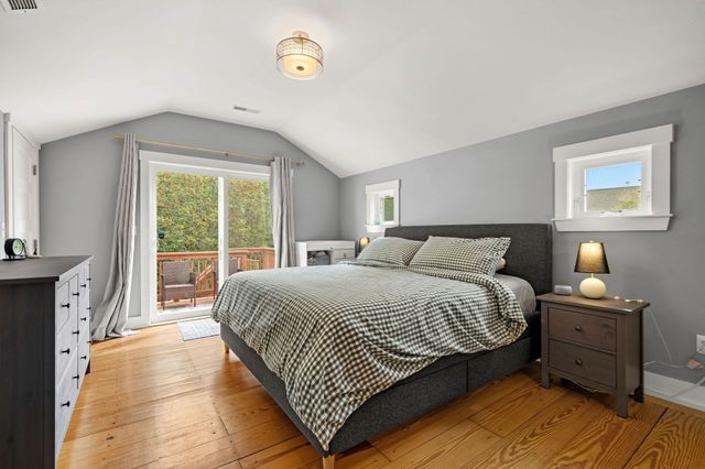 15 Court St B, Groton, MA 01450