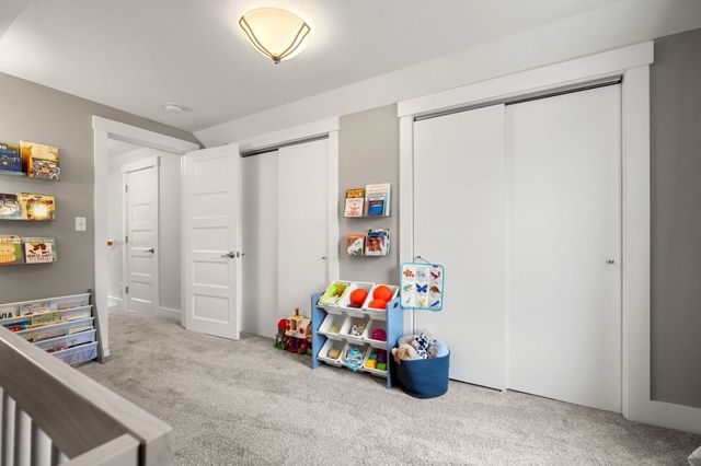 15 Court St B, Groton, MA 01450