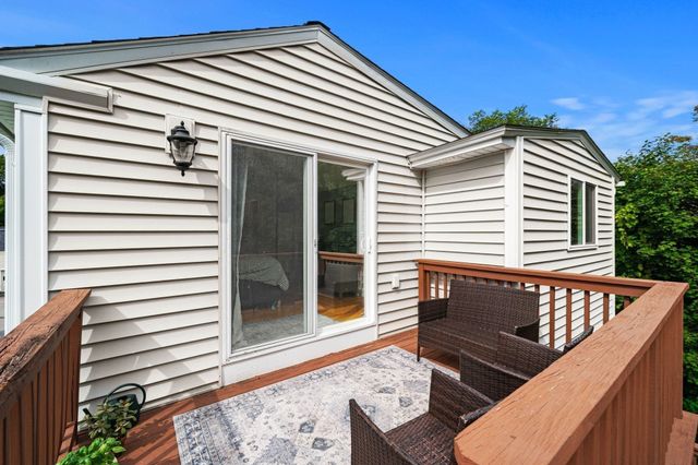 15 Court St B, Groton, MA 01450