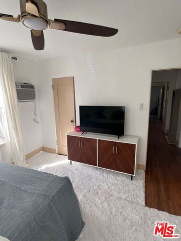 4354 Coolidge Avenue, Los Angeles, CA 90066