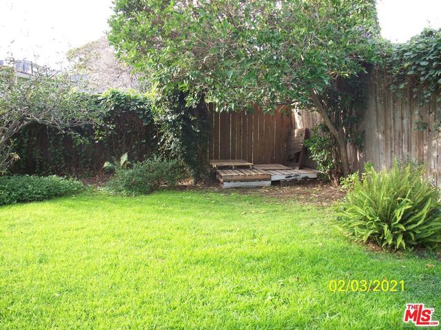 4354 Coolidge Avenue, Los Angeles, CA 90066