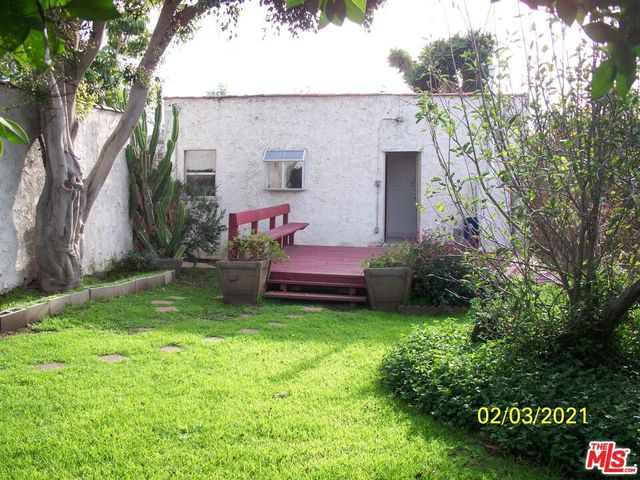 4354 Coolidge Avenue, Los Angeles, CA 90066