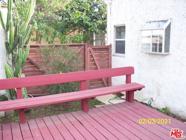 4354 Coolidge Avenue, Los Angeles, CA 90066