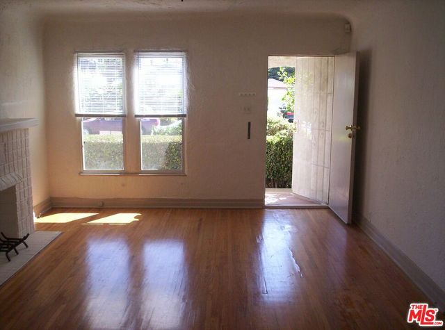 4354 Coolidge Avenue, Los Angeles, CA 90066