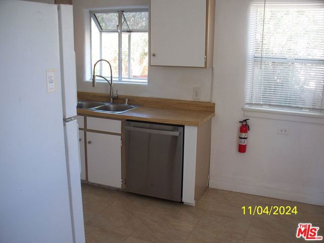 4354 Coolidge Avenue, Los Angeles, CA 90066