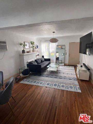 4354 Coolidge Avenue, Los Angeles, CA 90066