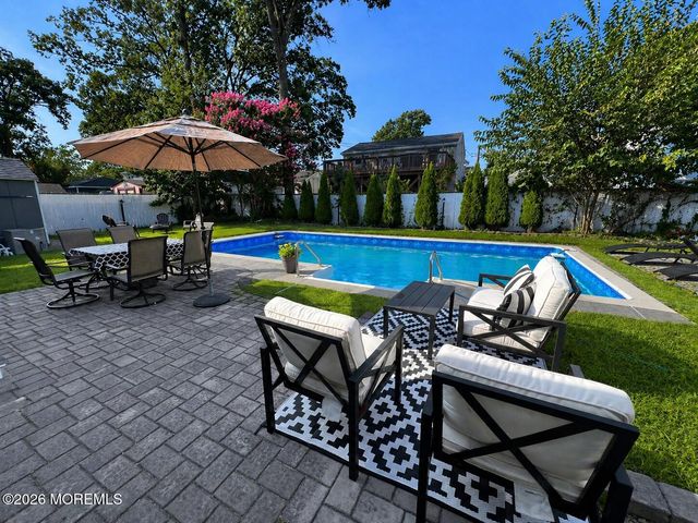 738 Manor Drive, Brick, NJ 08723