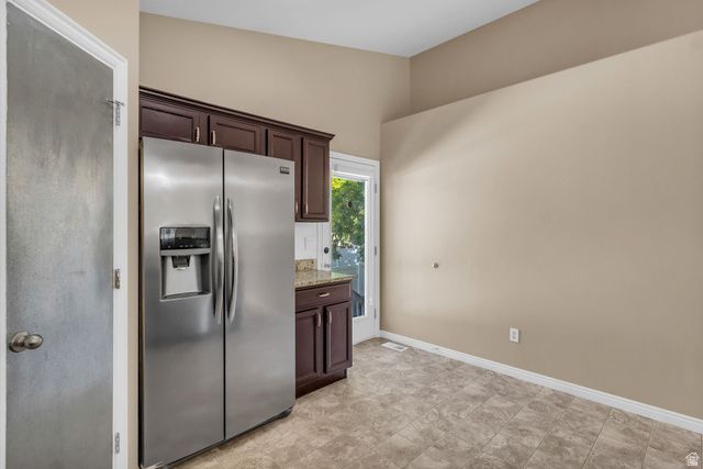 10695 S PINE GROVE WAY, South Jordan, UT 84009