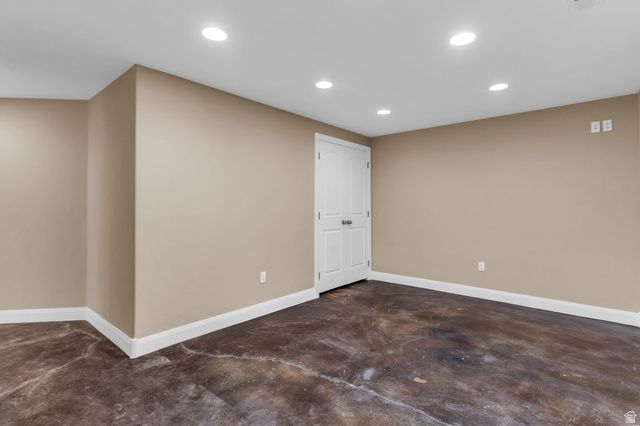 10695 S PINE GROVE WAY, South Jordan, UT 84009