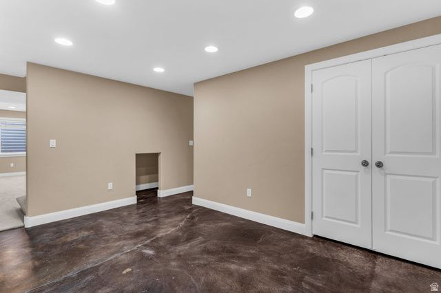 10695 S PINE GROVE WAY, South Jordan, UT 84009