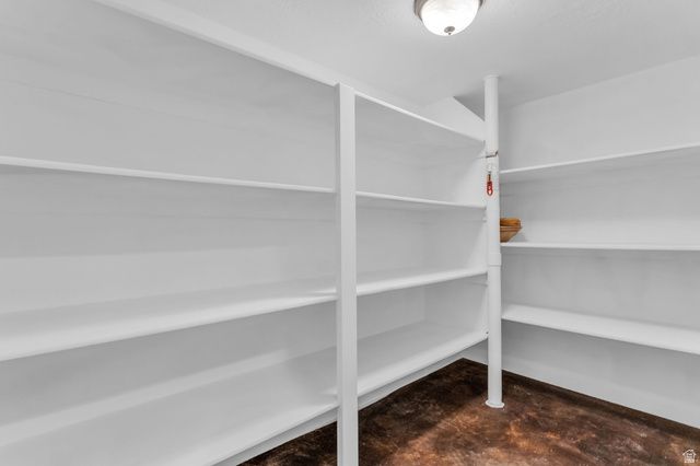 10695 S PINE GROVE WAY, South Jordan, UT 84009