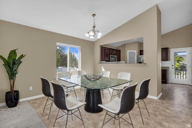 10695 S PINE GROVE WAY, South Jordan, UT 84009