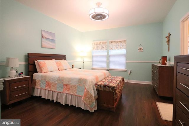 2412 AVONDALE OVERLOOK DR, Hyattsville, MD 20782