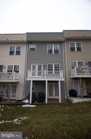 2412 AVONDALE OVERLOOK DR, Hyattsville, MD 20782