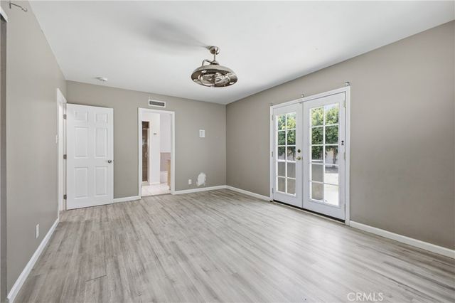 5521 Mclennan Avenue, Encino, CA 91436