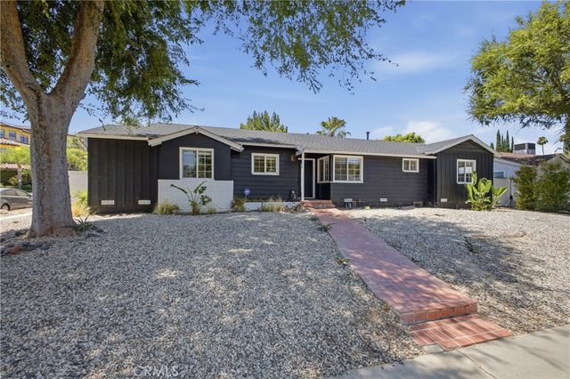 5521 Mclennan Avenue, Encino, CA 91436