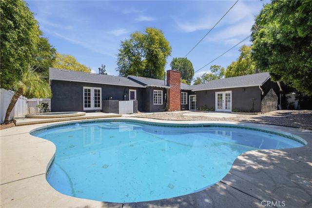 5521 Mclennan Avenue, Encino, CA 91436