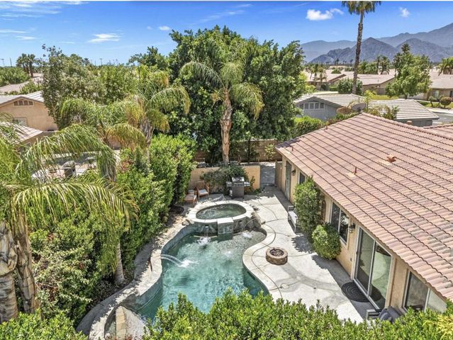 45460 Coldbrook Lane, La Quinta, CA 92253
