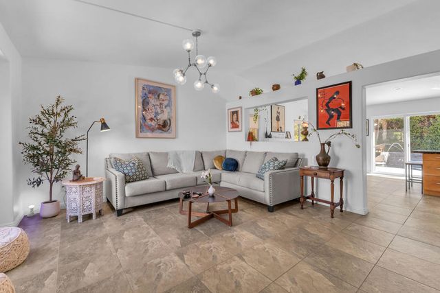 45460 Coldbrook Lane, La Quinta, CA 92253