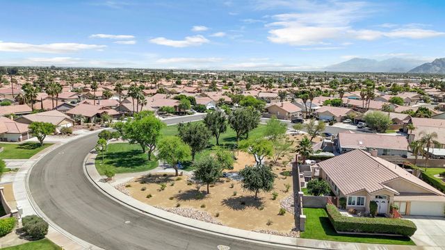 45460 Coldbrook Lane, La Quinta, CA 92253