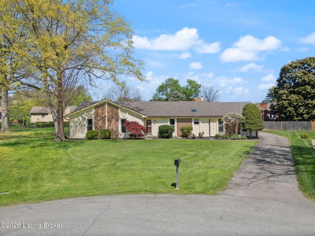 10700 Tall Tree Ct, Louisville, KY 40241
