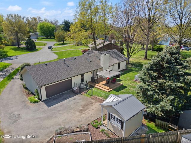 10700 Tall Tree Ct, Louisville, KY 40241