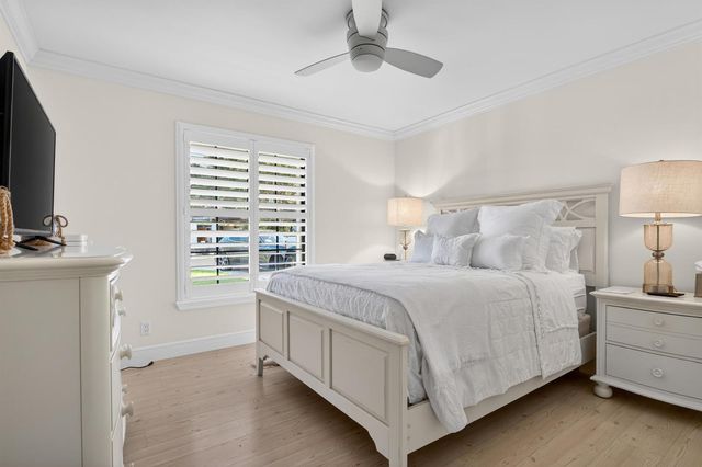 11340 BRIARWOOD Place, North Palm Beach, FL 33408