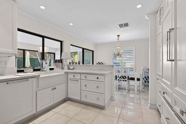 11340 BRIARWOOD Place, North Palm Beach, FL 33408