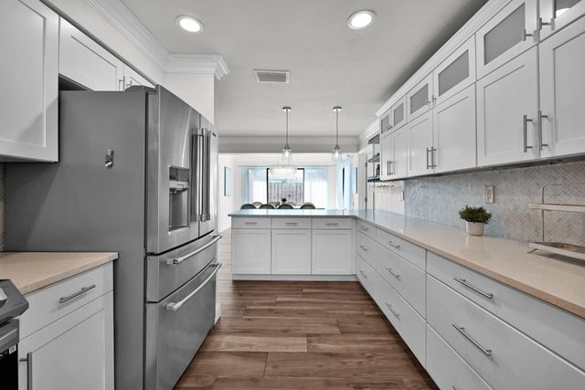 908 SE 16th Street, Deerfield Beach, FL 33441