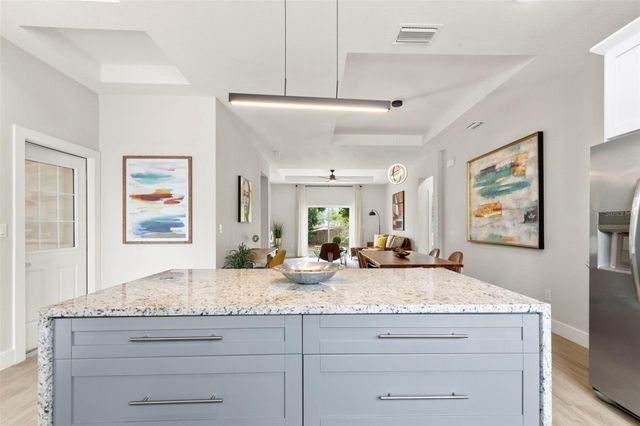 510 E LIME STREET, Tarpon Springs, FL 34689