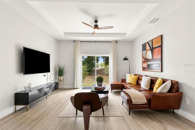 510 E LIME STREET, Tarpon Springs, FL 34689