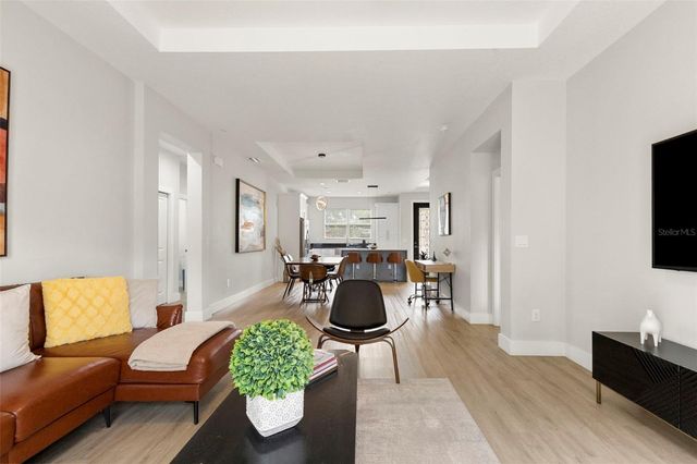 510 E LIME STREET, Tarpon Springs, FL 34689