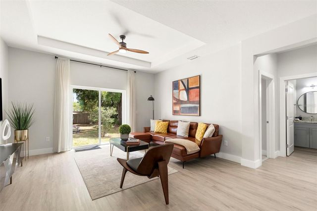 510 E LIME STREET, Tarpon Springs, FL 34689